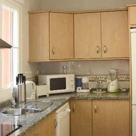 La Hacienda Apartment *